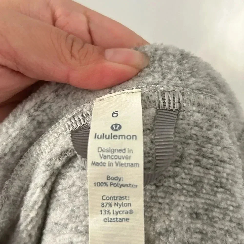 Lululemon Fleece and Thank You Hooded Knit 1/4 Zip Pullover size 6 athleisure